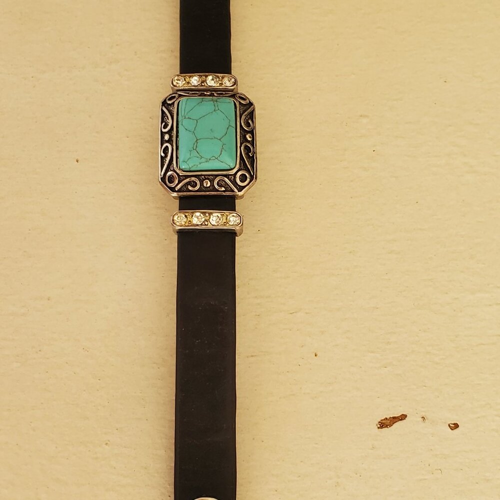 Genuine Leather and Semi-Precious Turquoise Bracelet - Picture 5 of 7